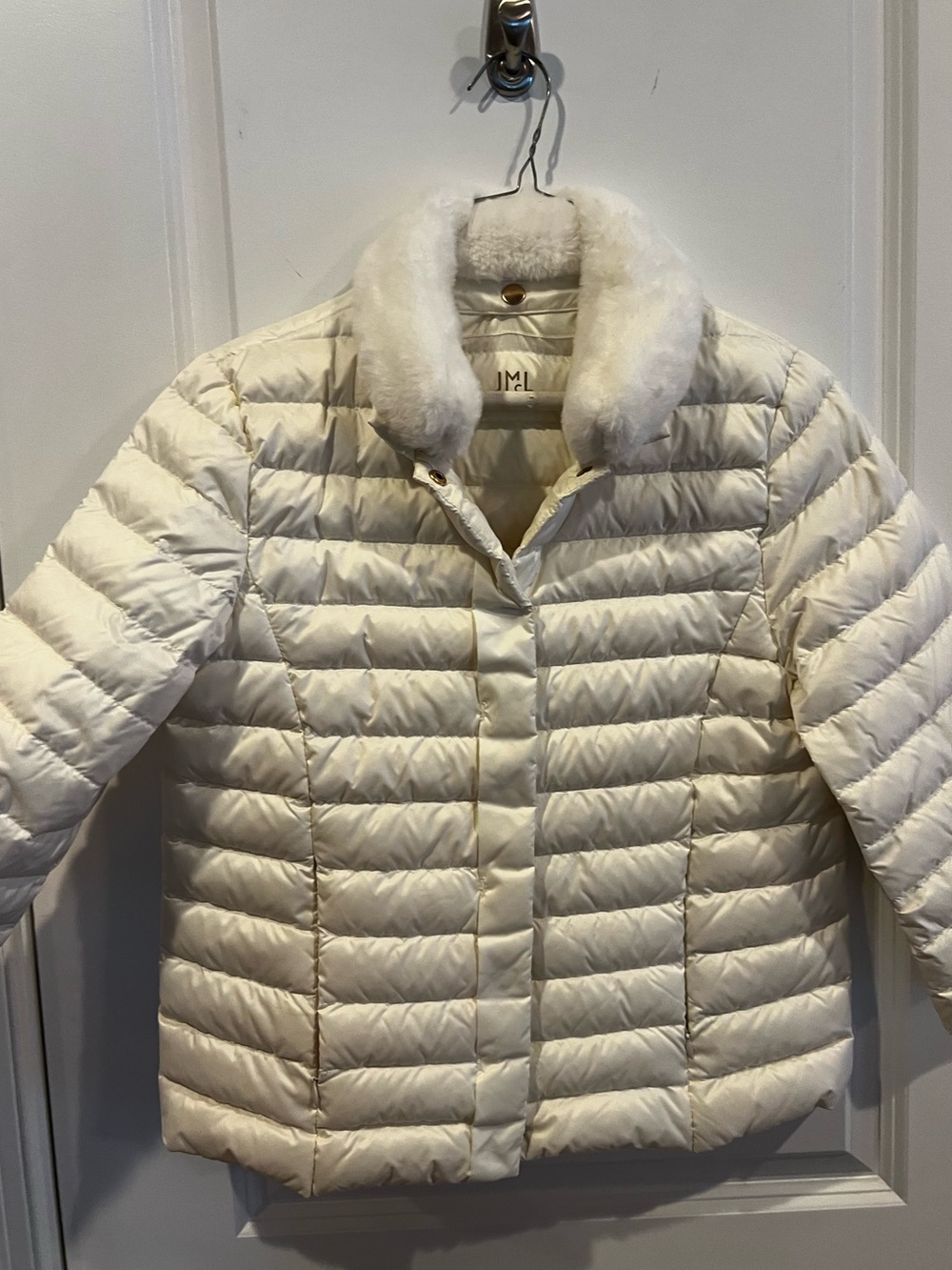 J. McLaughlin Cream Quilted Puffer Jacket with Faux Fur Collar